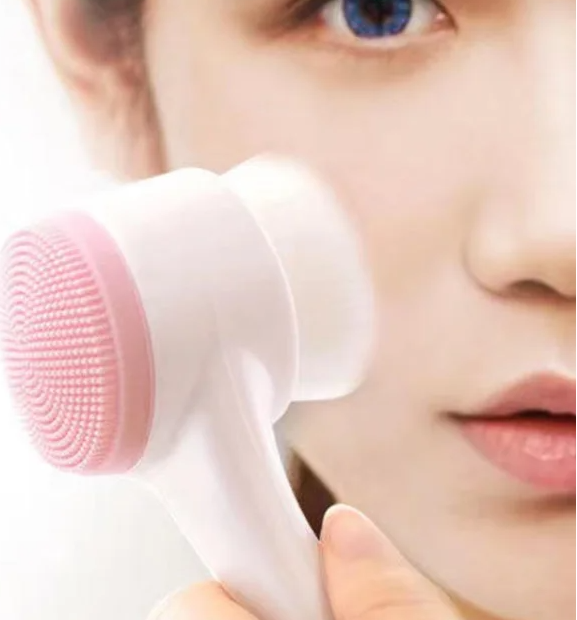 3D Double Silicone Facial Cleansing Brush